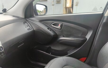 Hyundai ix35 I рестайлинг, 2010 год, 1 280 000 рублей, 20 фотография