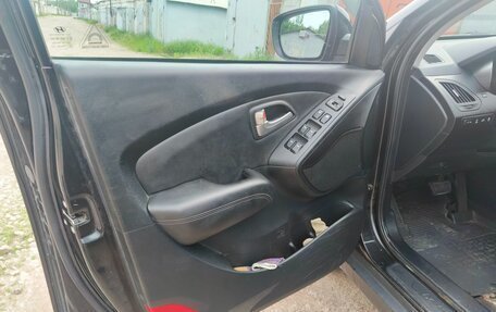 Hyundai ix35 I рестайлинг, 2010 год, 1 280 000 рублей, 14 фотография