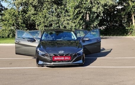 Hyundai Elantra, 2021 год, 2 399 000 рублей, 4 фотография