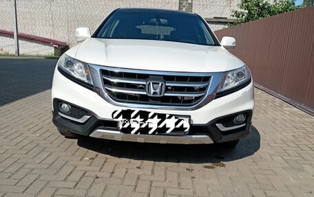 Honda Crosstour I рестайлинг, 2014 год, 2 000 000 рублей, 4 фотография