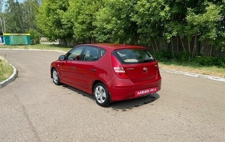 Hyundai i30 I, 2010 год, 550 000 рублей, 2 фотография