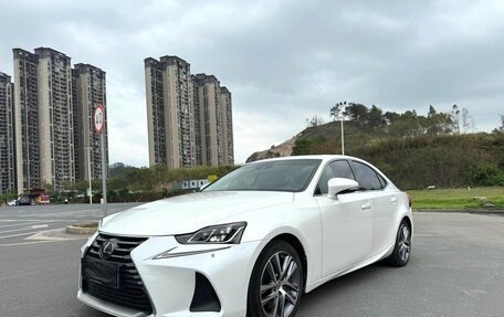 Lexus IS III, 2017 год, 3 300 000 рублей, 2 фотография