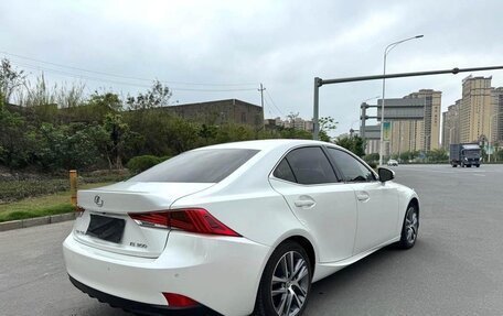 Lexus IS III, 2017 год, 3 300 000 рублей, 3 фотография