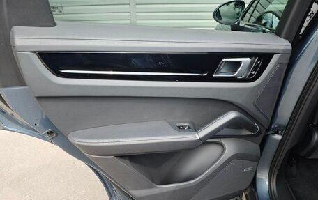 Porsche Cayenne III, 2019 год, 6 929 270 рублей, 28 фотография
