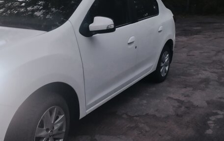 Renault Logan II, 2020 год, 525 000 рублей, 24 фотография