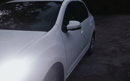 Renault Logan II, 2020 год, 525 000 рублей, 19 фотография