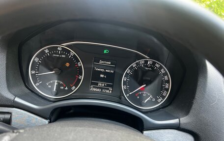 Skoda Octavia, 2011 год, 930 000 рублей, 10 фотография