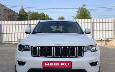Jeep Grand Cherokee, 2017 год, 2 900 000 рублей, 2 фотография