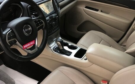 Jeep Grand Cherokee, 2017 год, 2 900 000 рублей, 8 фотография