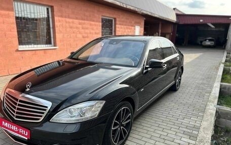 Mercedes-Benz S-Класс, 2011 год, 1 750 000 рублей, 2 фотография