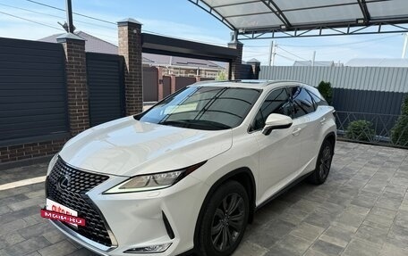 Lexus RX IV рестайлинг, 2019 год, 5 000 000 рублей, 3 фотография