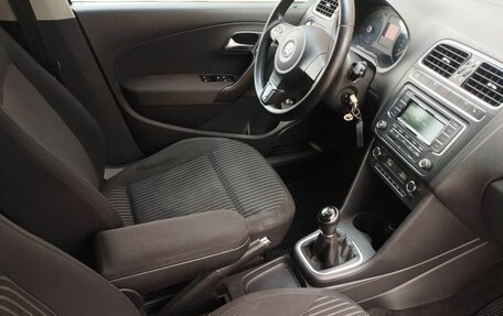 Volkswagen Polo VI (EU Market), 2013 год, 665 000 рублей, 15 фотография
