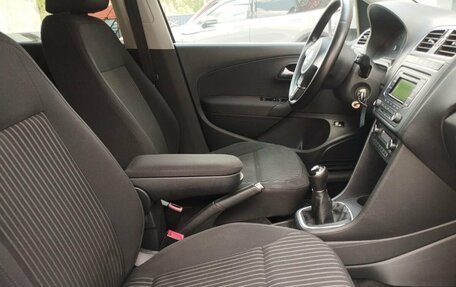 Volkswagen Polo VI (EU Market), 2013 год, 665 000 рублей, 17 фотография