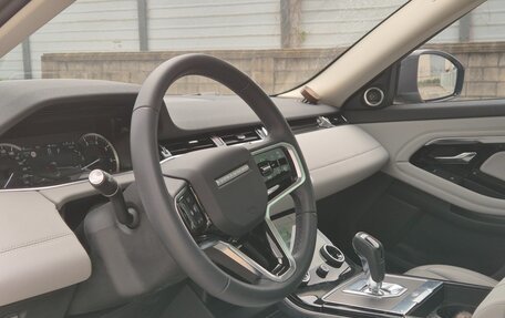 Land Rover Range Rover Evoque II, 2022 год, 3 590 090 рублей, 7 фотография