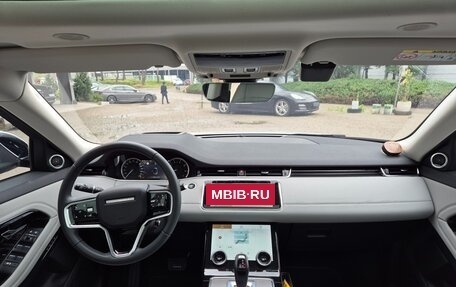 Land Rover Range Rover Evoque II, 2022 год, 3 590 090 рублей, 6 фотография