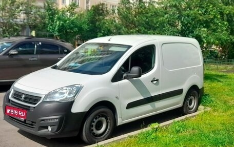 Peugeot Partner II рестайлинг 2, 2021 год, 1 450 000 рублей, 1 фотография