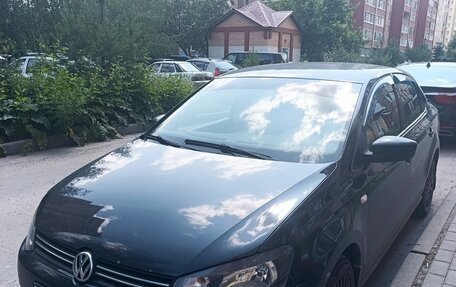 Volkswagen Polo VI (EU Market), 2012 год, 750 000 рублей, 1 фотография