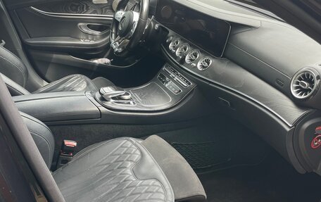 Mercedes-Benz E-Класс, 2018 год, 3 390 000 рублей, 9 фотография