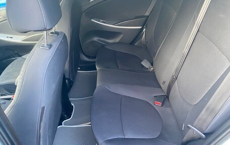 Hyundai Solaris II рестайлинг, 2013 год, 580 000 рублей, 8 фотография