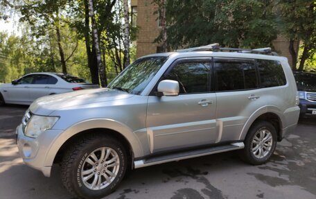 Mitsubishi Pajero IV, 2011 год, 1 950 000 рублей, 3 фотография