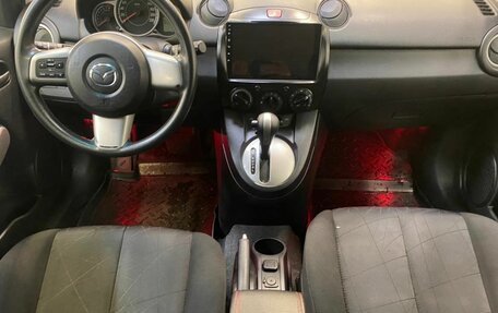Mazda 2 III, 2011 год, 681 000 рублей, 13 фотография