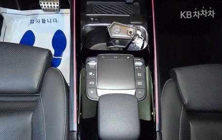 Mercedes-Benz EQA, 2022 год, 2 490 000 рублей, 14 фотография