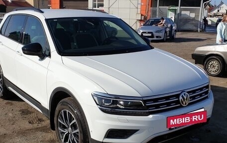 Volkswagen Tiguan II, 2020 год, 2 750 000 рублей, 4 фотография