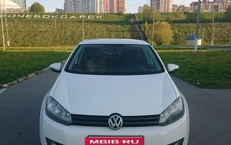 Volkswagen Golf VI, 2011 год, 850 000 рублей, 2 фотография