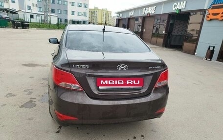 Hyundai Solaris II рестайлинг, 2015 год, 1 100 000 рублей, 3 фотография