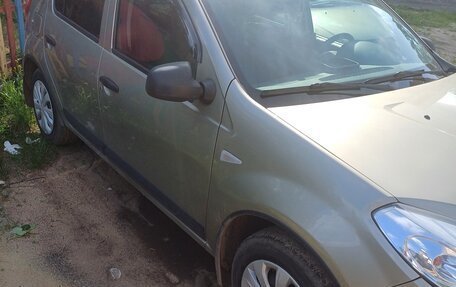 Renault Sandero I, 2012 год, 770 000 рублей, 3 фотография