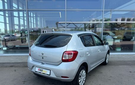 Renault Sandero II рестайлинг, 2017 год, 866 000 рублей, 4 фотография