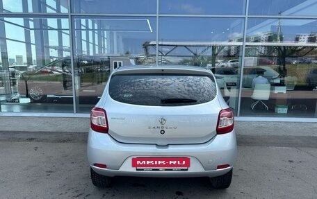 Renault Sandero II рестайлинг, 2017 год, 866 000 рублей, 5 фотография