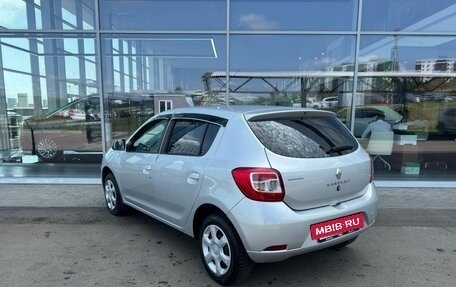 Renault Sandero II рестайлинг, 2017 год, 866 000 рублей, 6 фотография