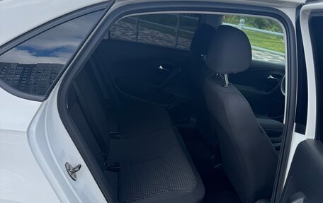 Volkswagen Polo VI (EU Market), 2013 год, 1 099 000 рублей, 27 фотография