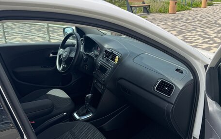 Volkswagen Polo VI (EU Market), 2013 год, 1 099 000 рублей, 31 фотография