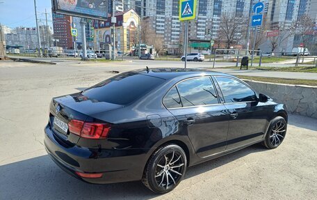 Volkswagen Jetta VI, 2014 год, 1 250 000 рублей, 3 фотография