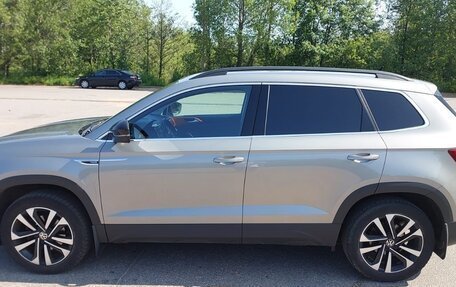 Volkswagen Taos, 2021 год, 2 600 000 рублей, 4 фотография