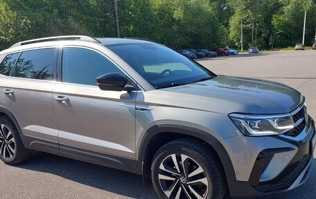 Volkswagen Taos, 2021 год, 2 600 000 рублей, 3 фотография