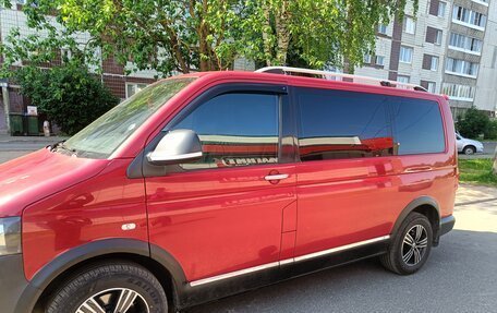Volkswagen Caravelle T5, 2014 год, 2 000 000 рублей, 2 фотография