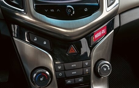 Chevrolet Cruze II, 2013 год, 895 000 рублей, 17 фотография