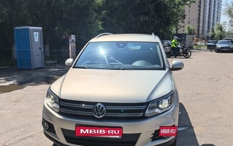 Volkswagen Tiguan I, 2015 год, 1 750 000 рублей, 2 фотография
