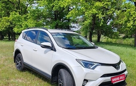 Toyota RAV4, 2016 год, 2 100 000 рублей, 5 фотография