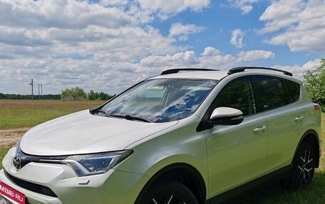Toyota RAV4, 2016 год, 2 100 000 рублей, 9 фотография