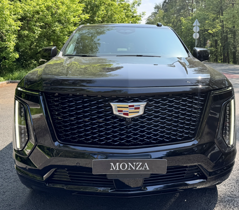 Cadillac Escalade V, 2025 год, 23 000 000 рублей, 3 фотография