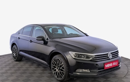 Volkswagen Passat B8 рестайлинг, 2019 год, 1 950 000 рублей, 3 фотография