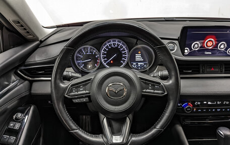Mazda 6, 2021 год, 2 600 000 рублей, 21 фотография