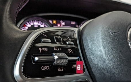 Mercedes-Benz E-Класс, 2019 год, 3 050 000 рублей, 29 фотография