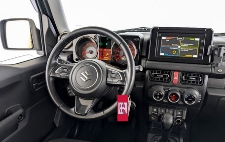 Suzuki Jimny, 2020 год, 2 650 000 рублей, 26 фотография