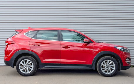 Hyundai Tucson III, 2017 год, 1 800 000 рублей, 4 фотография