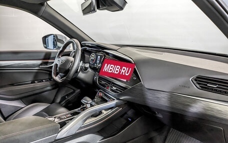 Geely Tugella FY11, 2024 год, 3 200 000 рублей, 11 фотография